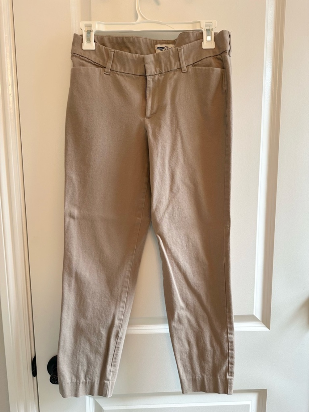 Old Navy Women's Pixie Skinny pants in taupe